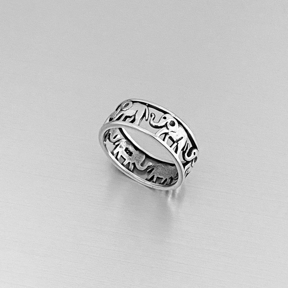 Sterling Silver Marching Elephants Ring - Picture 5 of 8